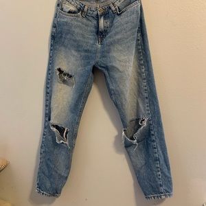 Ripped mom jeans